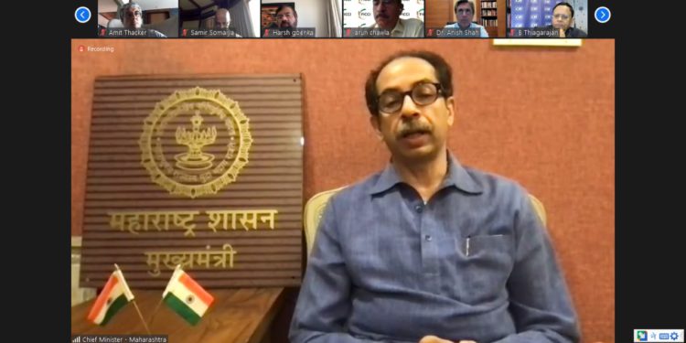 कोरोना काळातही संपूर्ण काळजी घेऊन महाराष्ट्राने उद्योग चालवून दाखविले असे उदाहरण निर्माण करायचे आहे – मुख्यमंत्री उद्धव ठाकरे